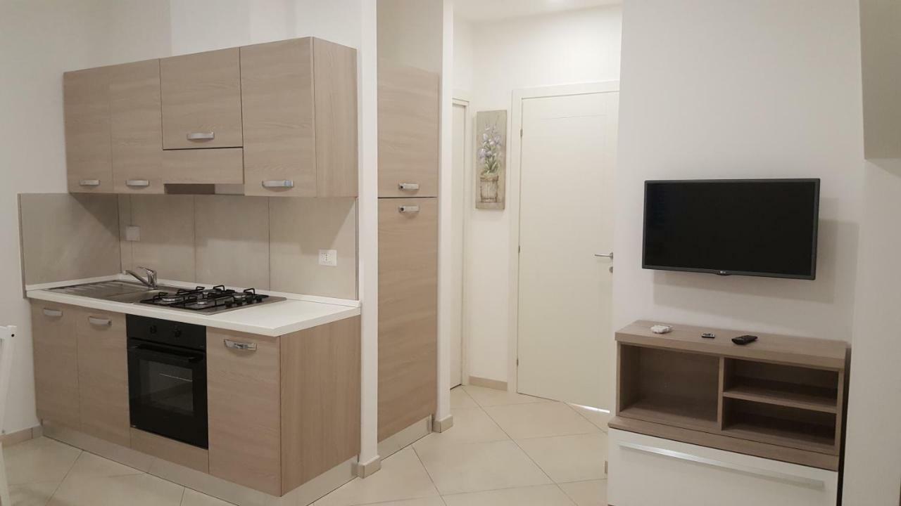 Monolocale Turistico Valentini Apartment Albano Laziale Bagian luar foto